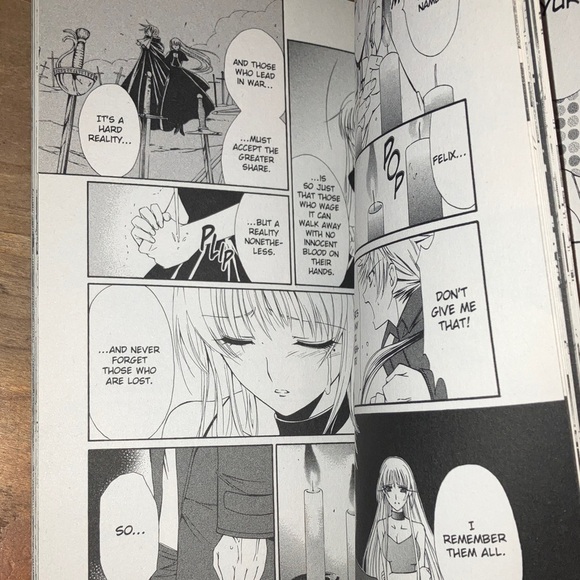 The Record of a Fallen Vampire Manga - Volume 7 by Kyo Shirodaira - Picture 10 of 12